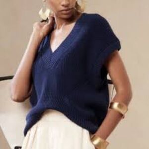 NWT Banana Republic Oversized Navy Cotton V-Neck Cable Knit Sweater Vest M/L